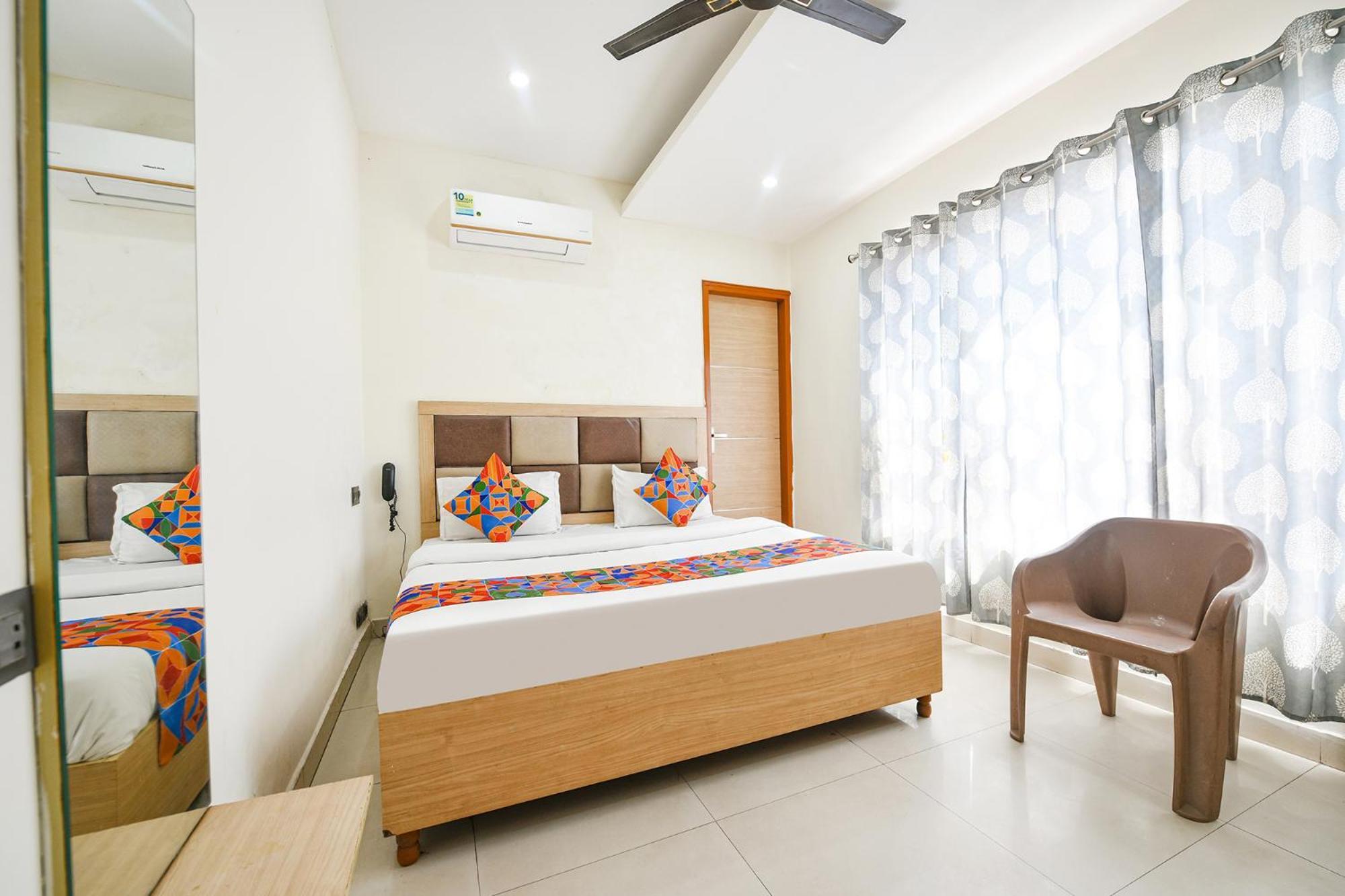 Fabescape Panchkula Motels Екстер'єр фото