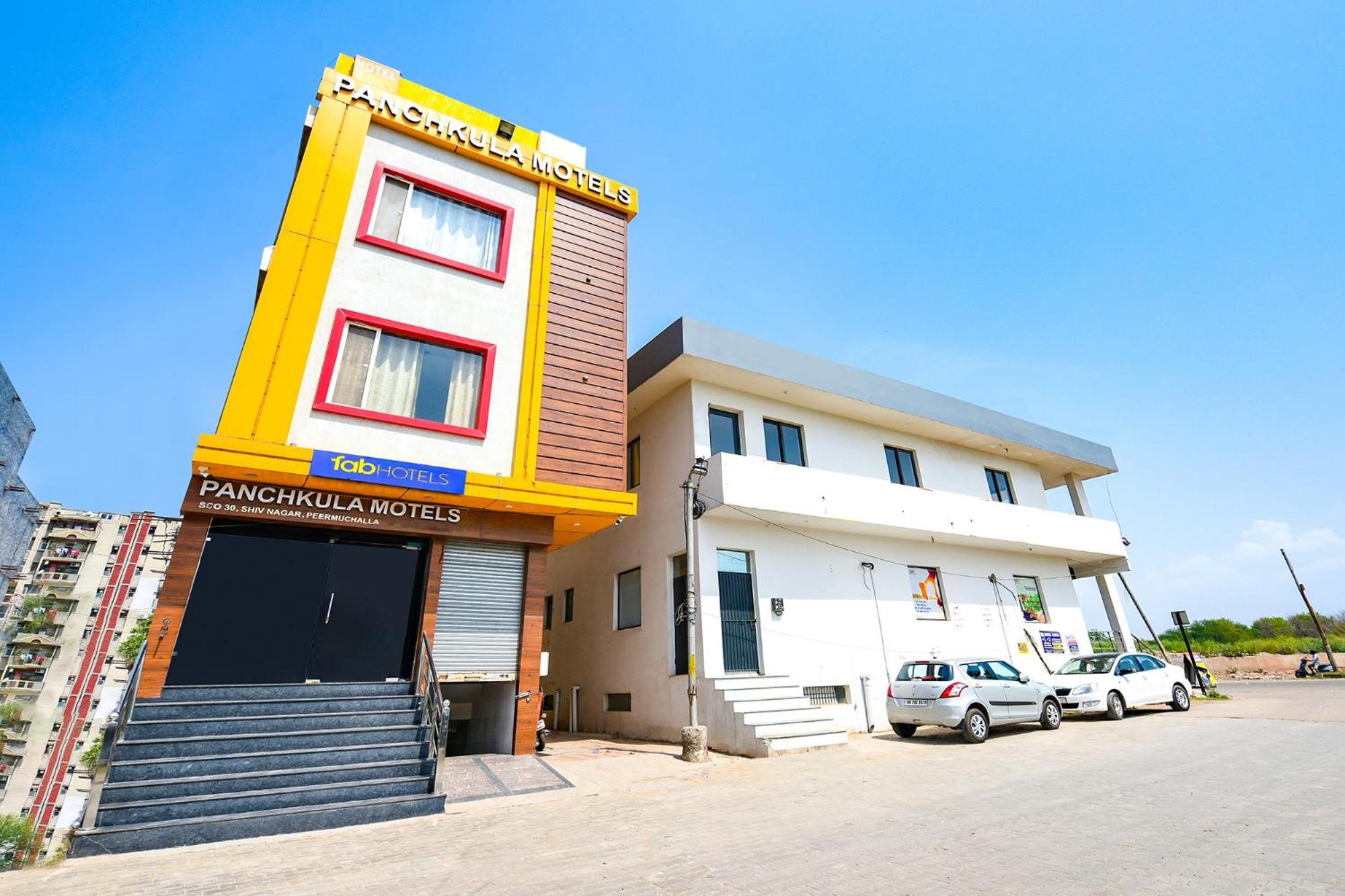 Fabescape Panchkula Motels Екстер'єр фото